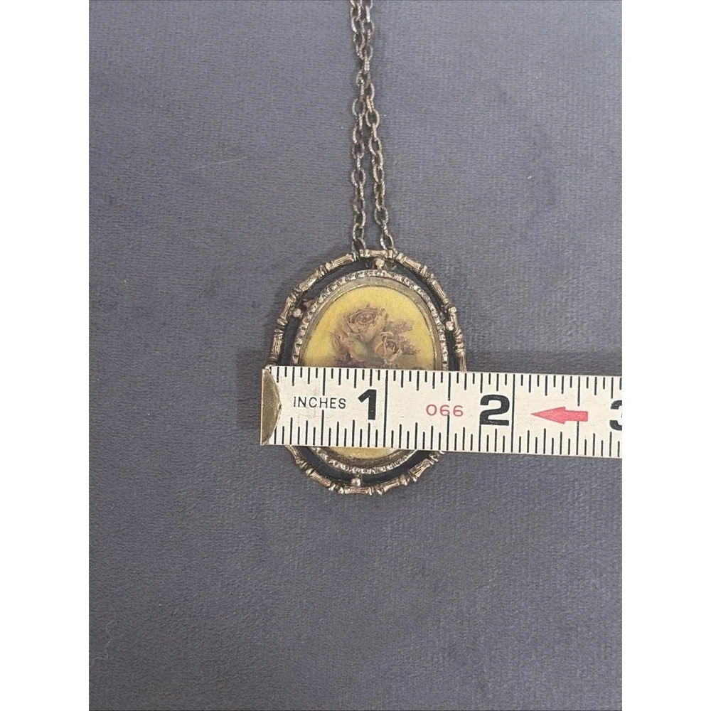Vintage Gold Tone Dried Flowers Brooch Pendant Necklace p2